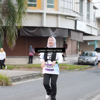 Runner Photo 7995743