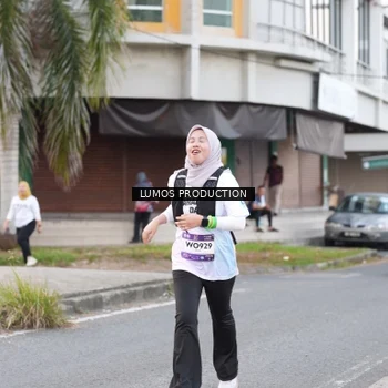 Runner Photo 7995749