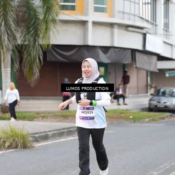 Runner Photo 7995750