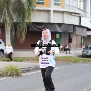 Runner Photo 7995755