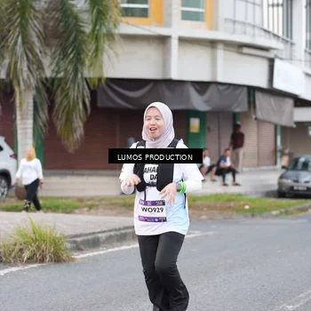 Runner Photo 7995756