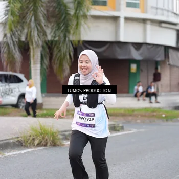 Runner Photo 7995764