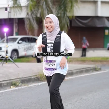 Runner Photo 7995777