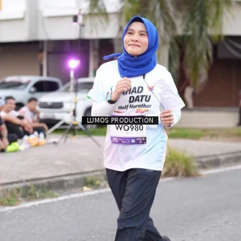Runner Photo 7995801