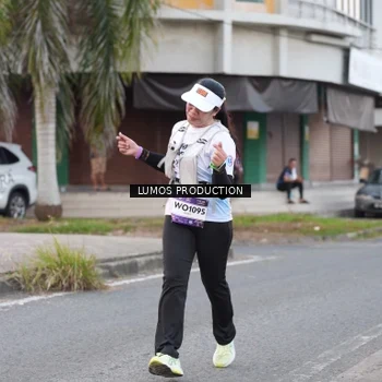 Runner Photo 7995811