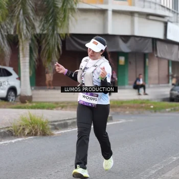Runner Photo 7995815