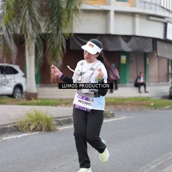 Runner Photo 7995817