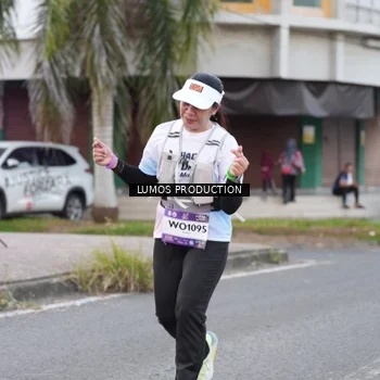 Runner Photo 7995824