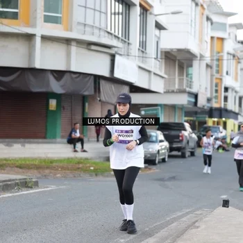 Runner Photo 7995839