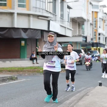 Runner Photo 7995856
