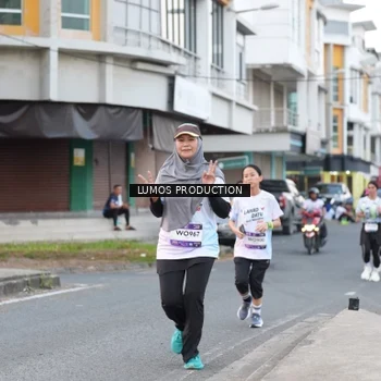 Runner Photo 7995857