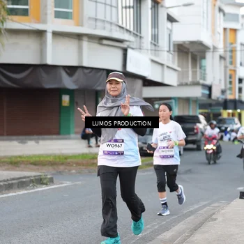 Runner Photo 7995861
