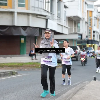 Runner Photo 7995862