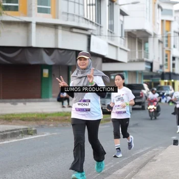 Runner Photo 7995864