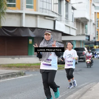 Runner Photo 7995867