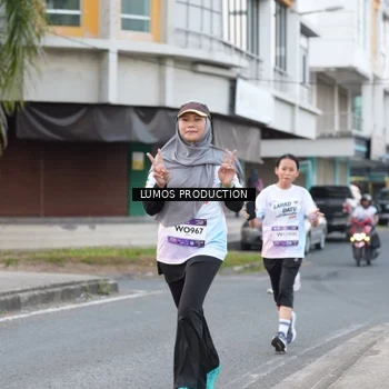 Runner Photo 7995871