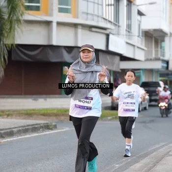 Runner Photo 7995876