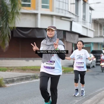 Runner Photo 7995881