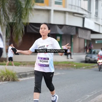 Runner Photo 7995896