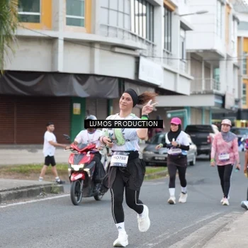 Runner Photo 7995900