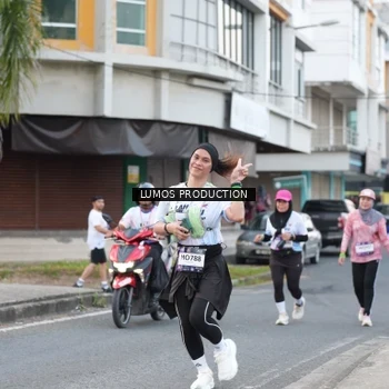 Runner Photo 7995901