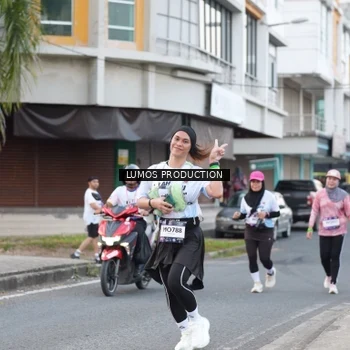 Runner Photo 7995903