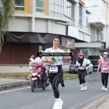 Runner Photo 7995908