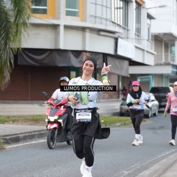 Runner Photo 7995914