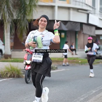 Runner Photo 7995915