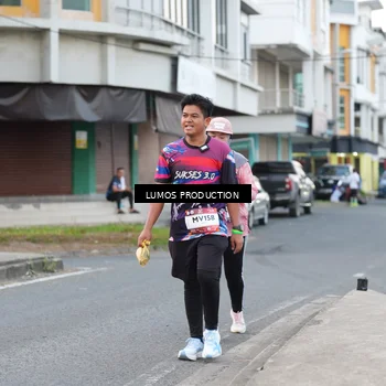 Runner Photo 7995938
