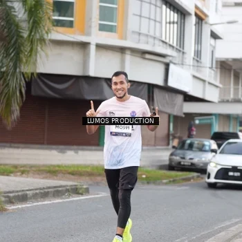 Runner Photo 7995974