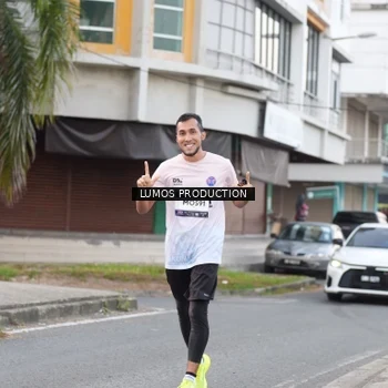 Runner Photo 7995977