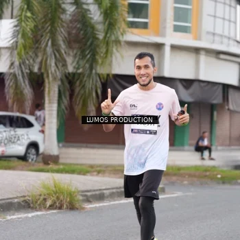 Runner Photo 7995984