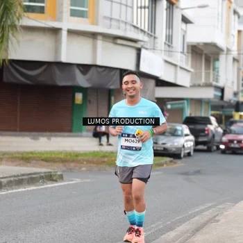 Runner Photo 7995987