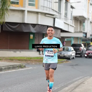 Runner Photo 7995990