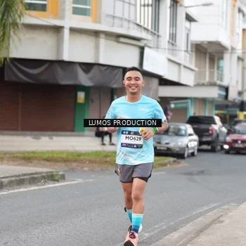 Runner Photo 7995991