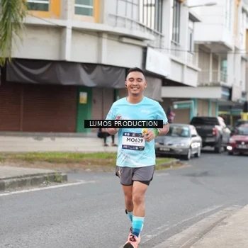 Runner Photo 7995994