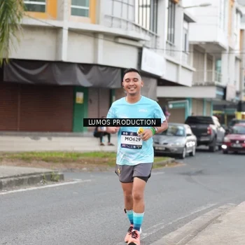 Runner Photo 7995995