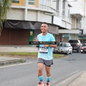 Runner Photo 7995997