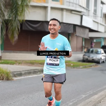 Runner Photo 7996006