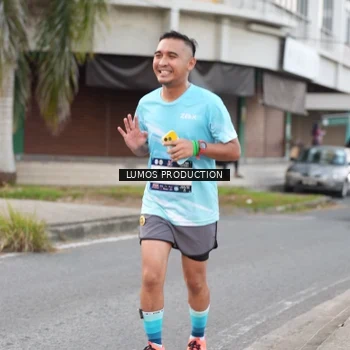 Runner Photo 7996011