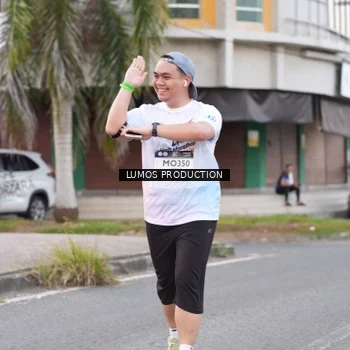 Runner Photo 7996013