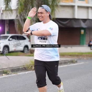 Runner Photo 7996032