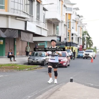 Runner Photo 7996033