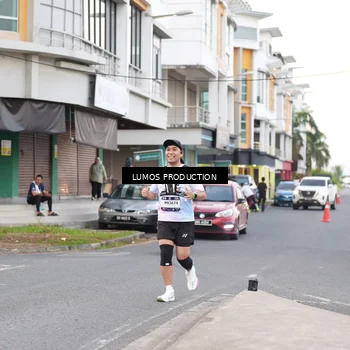 Runner Photo 7996034