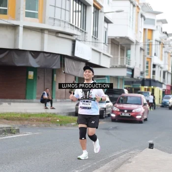 Runner Photo 7996036