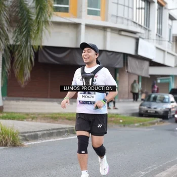 Runner Photo 7996063