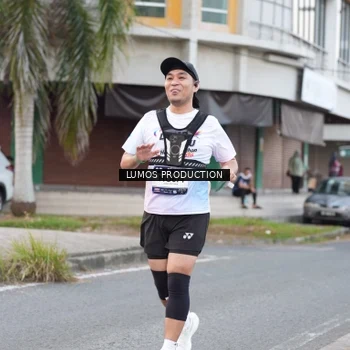 Runner Photo 7996071