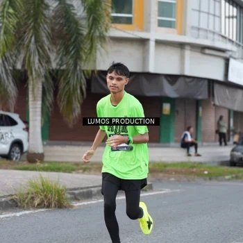 Runner Photo 7996085