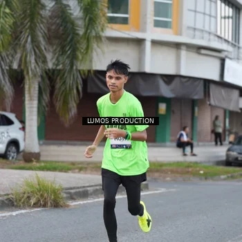 Runner Photo 7996086